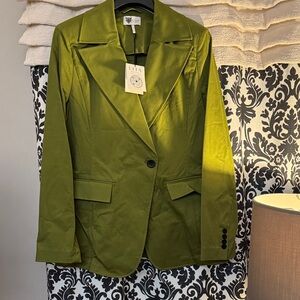 LITA Olive Women's Suit Jacket